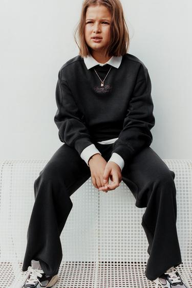 SWEATSHIRT WITH RAISED SLOGAN - Grey by Zara