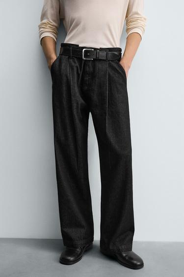 WIDE-LEG PLEATED JEANS - Black by Zara
