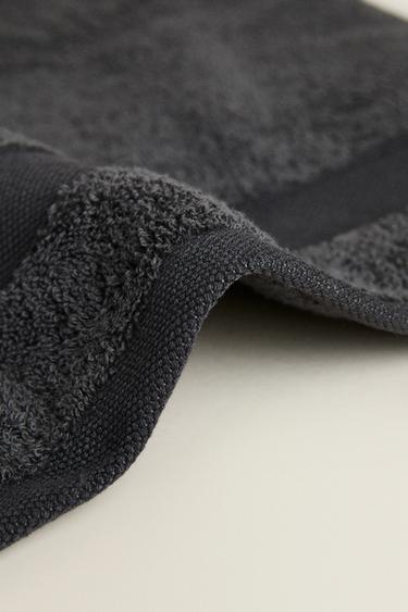 COTTON BATH TOWEL - Dark grey by Zara