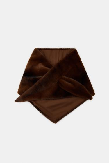 TRIANGULAR FAUX FUR SCARF - Brown by Zara