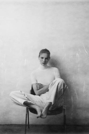 Zara {名称} - {颜色}