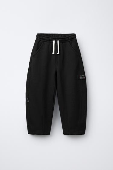 PLUSH BARREL TROUSERS WITH LABEL - Black by Zara