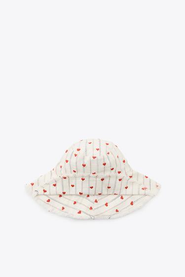 STRIPED BUCKET HAT WITH HEART EMBROIDERY - Ecru by Zara
