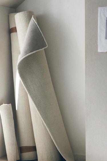 SOLID WOOL RUG - Light beige by Zara