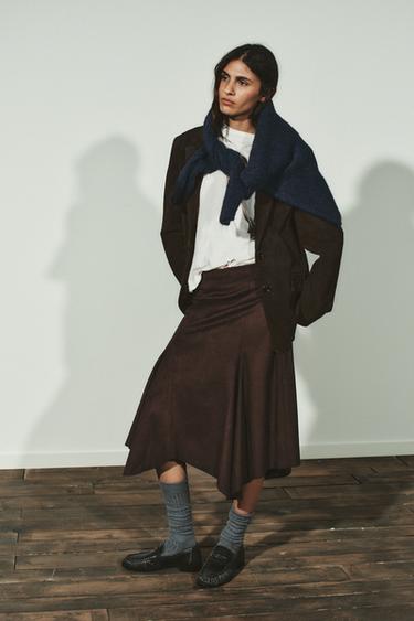 Zara {名称} - {颜色}