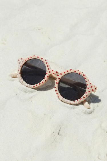 ROUND HEART SUNGLASSES - Red by Zara