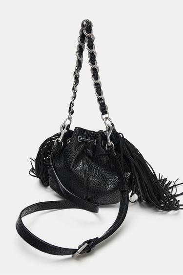 FRINGED SHOULDER BAG - Black by Zara