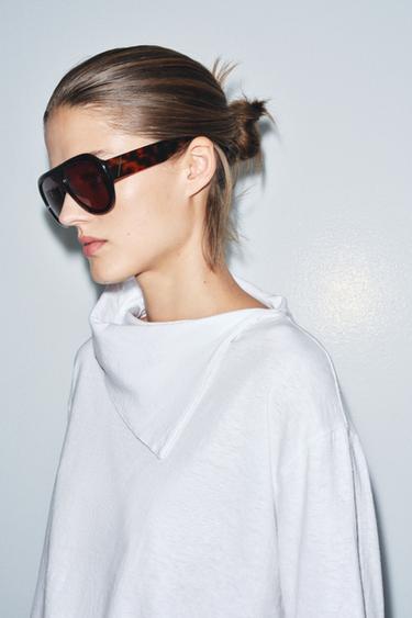 Zara {名称} - {颜色}