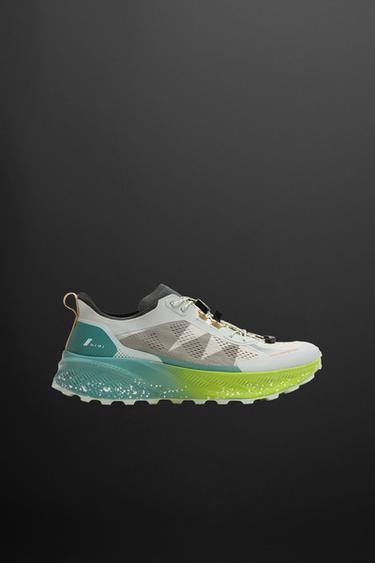 RUNNING TRAINERS - Grey by Zara