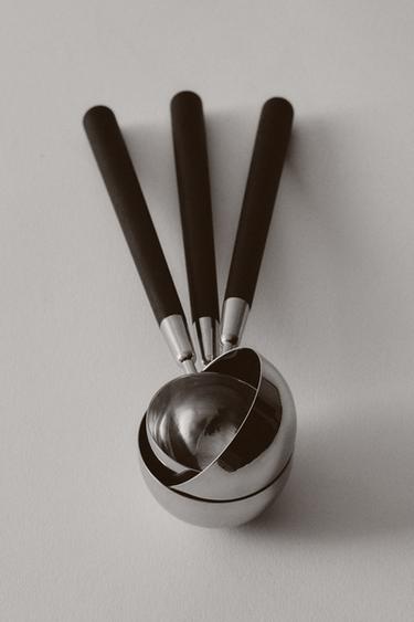 PACK OF KITCHEN MEASURING SPOONS (PACK OF 4) - Brown by Zara