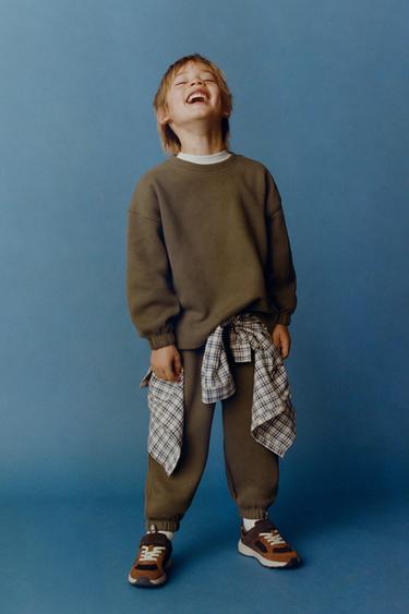 PLAIN JOGGING SWEATSHIRT AND JOGGER TROUSERS SET - Mid-camel by Zara