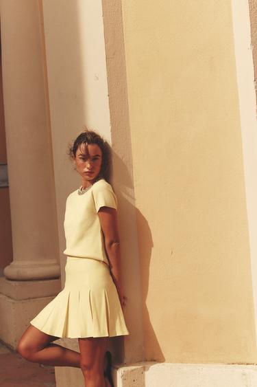 Zara {名称} - {颜色}