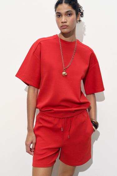 INTERLOCK BERMUDA SHORTS - Red by Zara