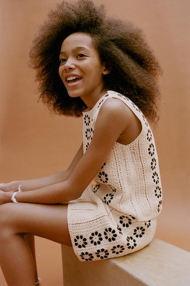 Zara {名称} - {颜色}