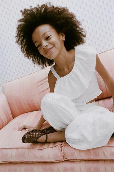 Zara {名称} - {颜色}