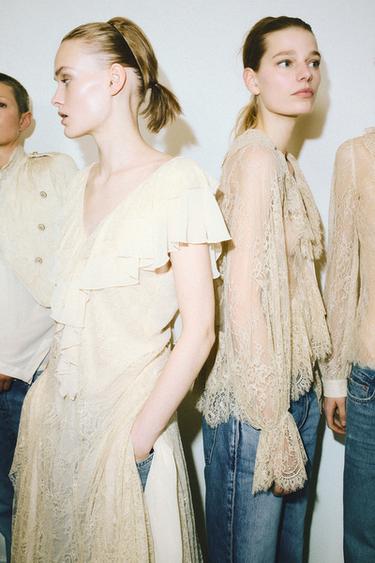 Zara {名称} - {颜色}