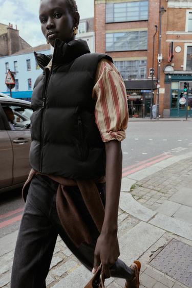 Zara {名称} - {颜色}