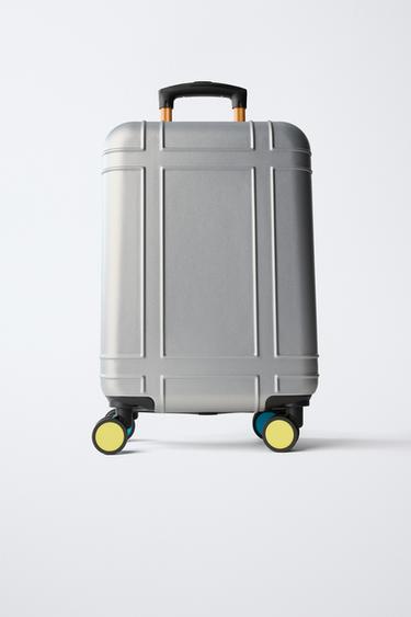 Zara {名称} - {颜色} - 0 图片