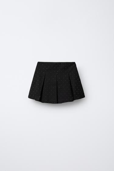 RHINESTONE BOX PLEAT BERMUDA SKORT - Black by Zara