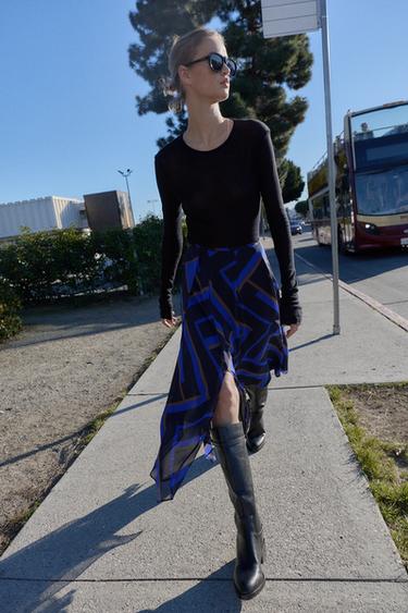 Zara {名称} - {颜色} - 0 图片