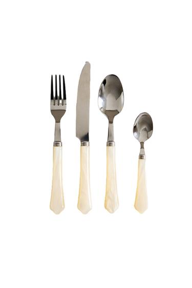 4-PIECE CUTLERY SET WITH MOTHER-OF-PEARL-EFFECT HANDLE - Pearl / Beige by Zara