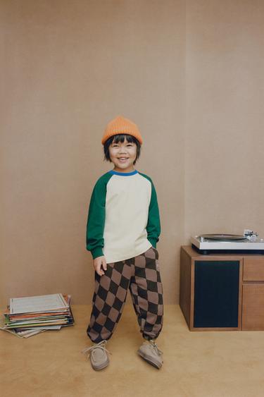 CONTRAST RAGLAN SLEEVE T-SHIRT - Green by Zara