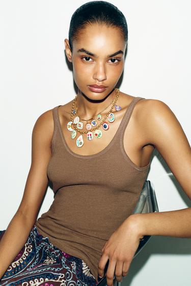 Zara {名称} - {颜色} - 0 图片