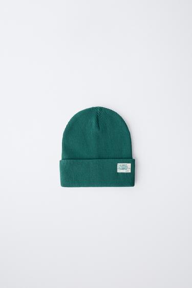 RIBBED KNIT BEANIE WITH LABEL - Green by Zara