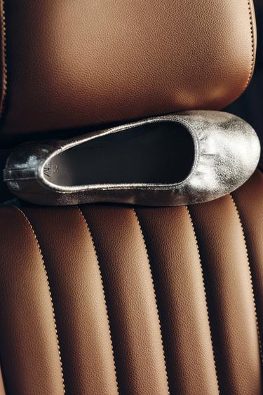 METALLIC BALLERINAS - Silver by Zara