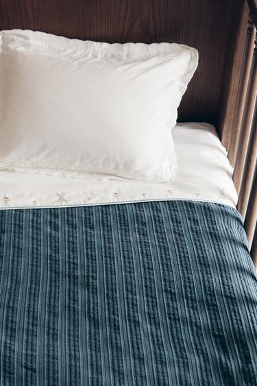 CHILDREN'S BEDSPREAD WITH RAISED STRIPES - Blue by Zara