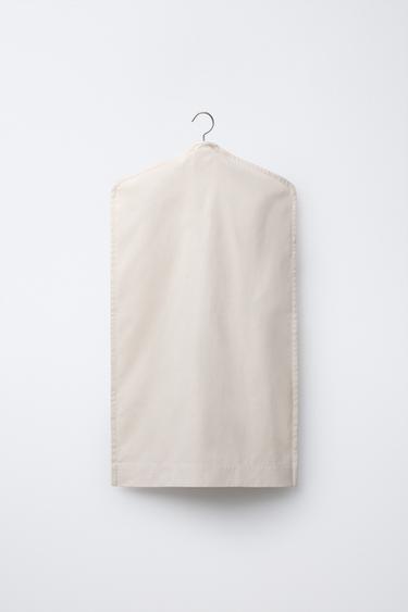100% COTTON SUIT CARRIER - Ecru by Zara