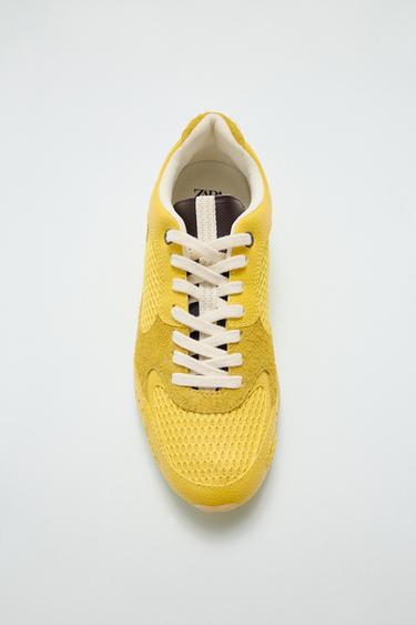 CONTRAST RUNNING TRAINERS - Yellow by Zara
