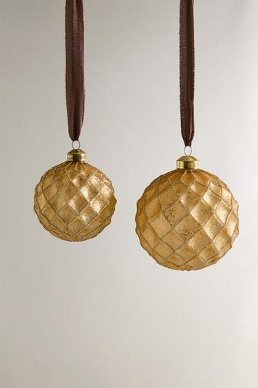 CHRISTMAS TREE BALL DECORATION - Golden by Zara