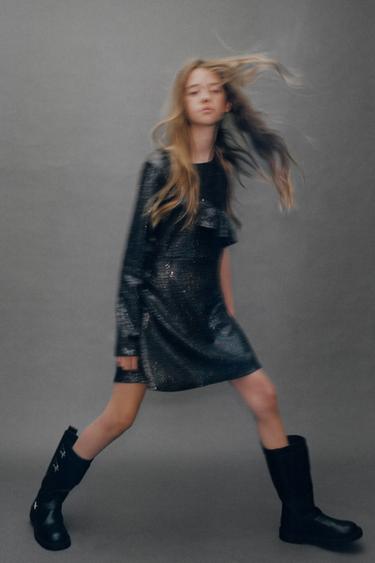 Zara {名称} - {颜色}