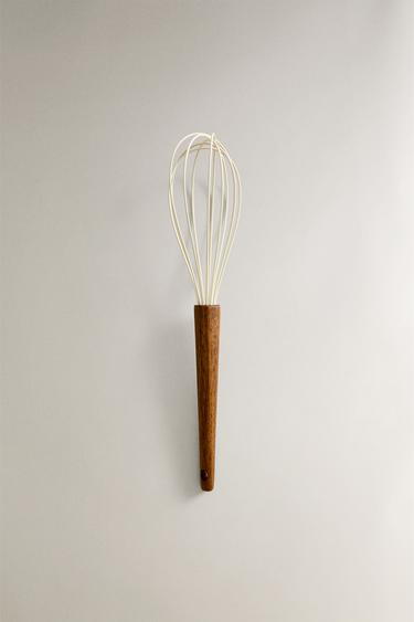 SILICONE AND WOOD WHISK - Cream by Zara