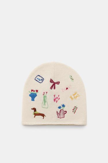 EMBROIDERED KNITTED BEANIE HAT - Ecru by Zara
