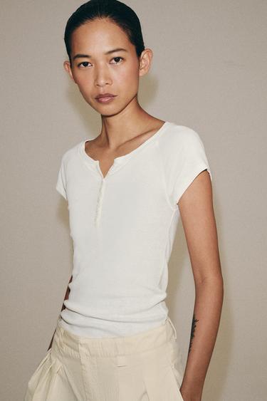 LINEN BLEND BUTTON T-SHIRT - Ecru by Zara