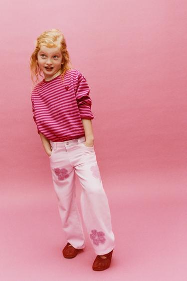 STRIPED T-SHIRT WITH EMBROIDERED HEART - Fuchsia by Zara