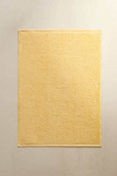 NON-SLIP PLAIN BATH MAT - Mid-yellow by Zara