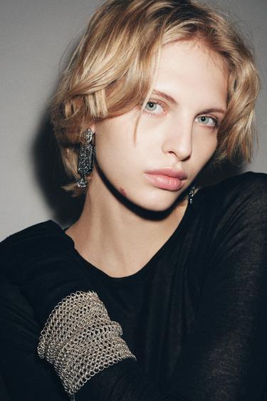 Zara {名称} - {颜色}