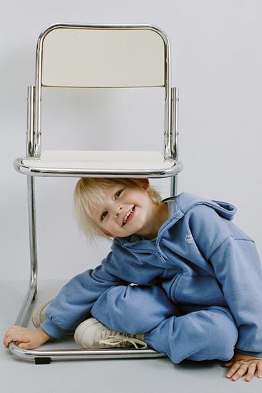 HOODIE WITH SLOGAN PRINT - Light blue by Zara