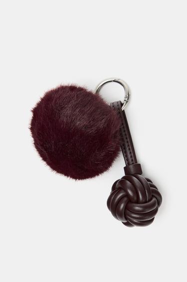 KNOTTED FAUX FUR CHARM - Burgundy Red by Zara