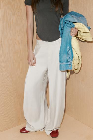 FLOWING PLEATED TROUSERS - Light grey by Zara