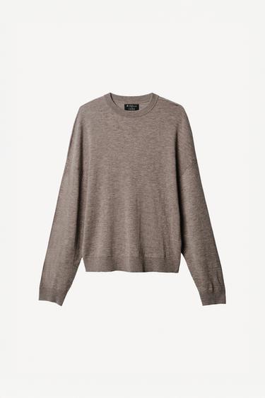 Zara {名称} - {颜色}