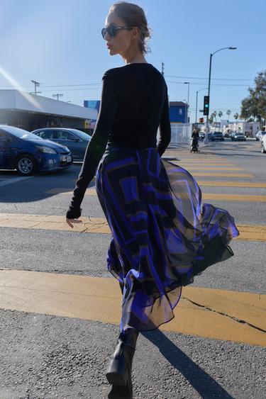 PRINTED ASYMMETRIC MIDI SKIRT - Multicoloured by Zara