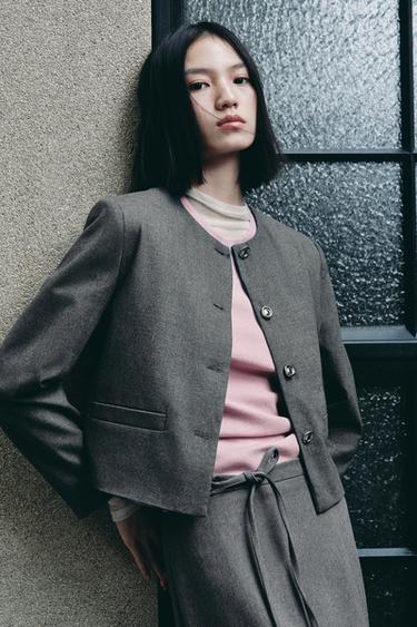 ROUND NECK SHORT BLAZER - Grey by Zara