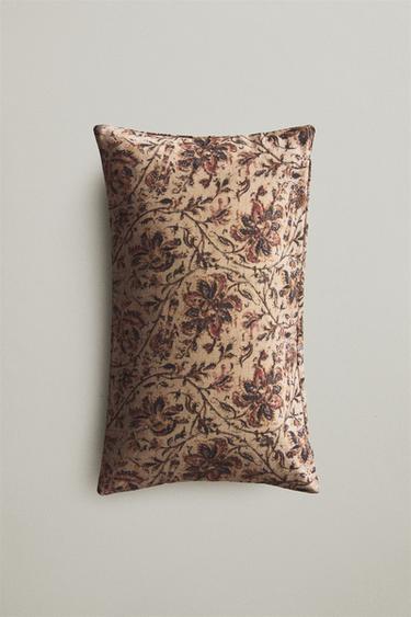 FLORAL PRINT CUSHION COVER - Light beige by Zara