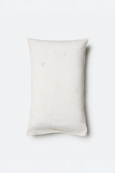 CHILDREN'S CONSTELLATION PILLOWCASE - Oyster-white by Zara
