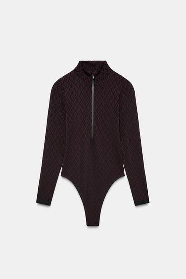 Zara {名称} - {颜色}