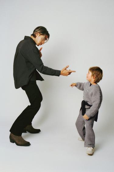 Zara {名称} - {颜色}